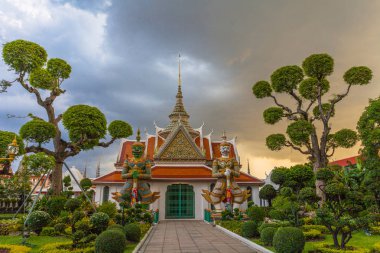 WAT Arun-Bangkok, Tayland şafak Tapınağı