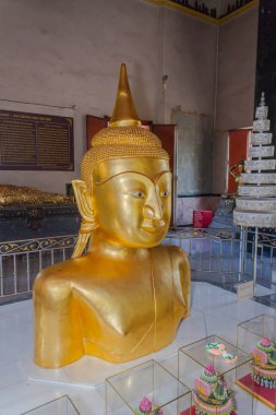 Wat Phra tanga hile kadar tarafından gömülen bir Buda görüntü