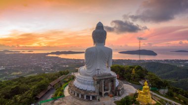 Phuket big Buddha önünde güzel gündoğumu
