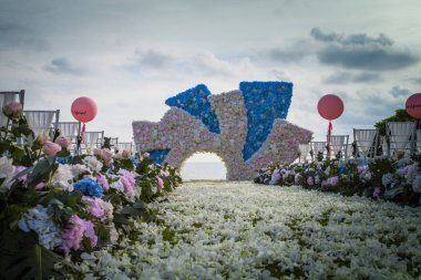 Gül çiçek dekorasyon düğün olay için