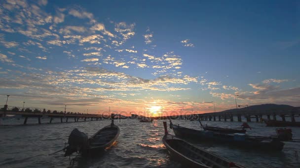 Salida Del Sol Mar Chalong Bahía Chalong Centro Para Actividad — Vídeo de stock