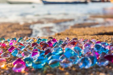 elmas çok beac üzerinde dağınık hakkında