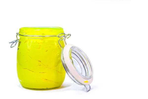 Cor Amarela Tinta Plastisol Fundo Branco Preencher Tinta Transparente Bottle — Fotografia de Stock