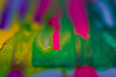 plastisol renkli mürekkep damlama tarafından ters yönde