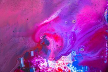 yazdırma tabağında ıslak baskı mürekkebi dolu