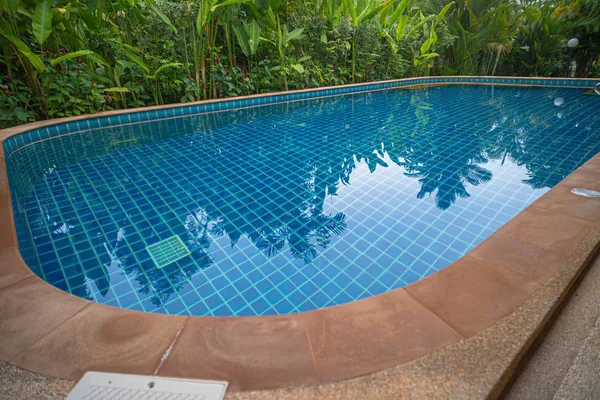 Eau Bleue Dans Piscine Côté Hous — Photo