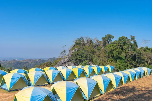 南州のDoy Samur Dowの高い山のキャンプ場タイ — ストック写真
