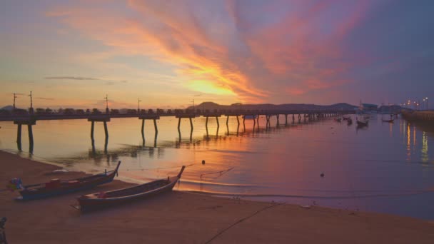 Landschap Zonsopgang Chalong Pier Chalong Pier Zeer Belangrijk Voor Reizen — Stockvideo