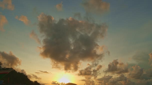 Krásný Východ Slunce Nad Pláží Rawai Pláž Rawai Nachází Konci — Stock video