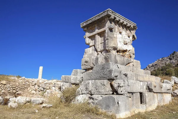 Xanthos古代都市の象徴的な石棺 アンタルヤ トルコ — ストック写真