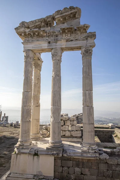 Templo Trajano Antiga Cidade Pérgamo Turquia — Fotografia de Stock