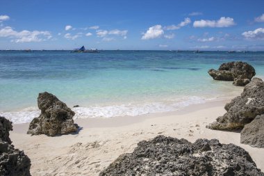 Filipinler, Boracay adasındaki beyaz plaj.