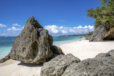 Filipinler, Boracay adasındaki beyaz plaj.