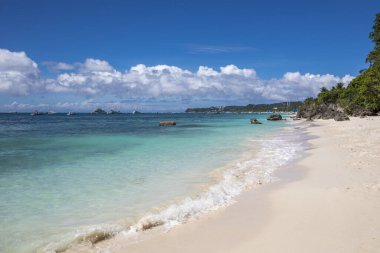 Filipinler, Boracay adasındaki beyaz plaj.