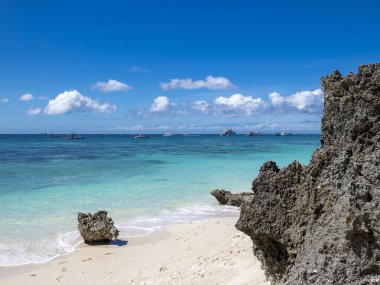 Filipinler, Boracay adasındaki beyaz plaj.