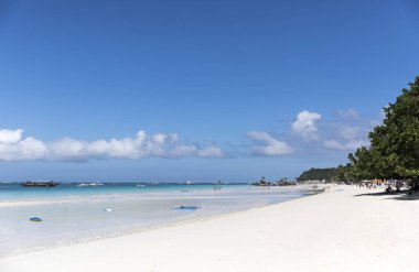 Beyaz plaj, Boracay Adası, Filipinler.