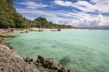 Beyaz plaj, Boracay Adası, Filipinler.