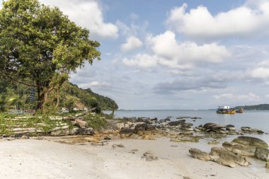 Saracen Körfezi Sahili, Koh rong Samloem Adası, Sihanoukville, Kamboçya.