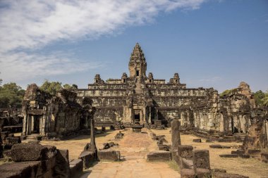 Angkor Wat kompleksindeki Bakong Prasat tapınağı, Siem Reap, Kamboçya.