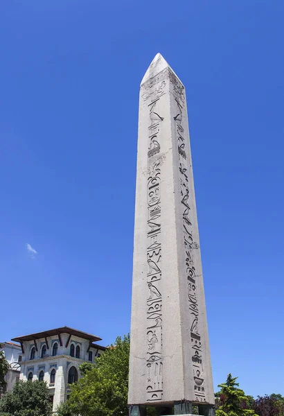 Den Egyptiska Obelisken Och Ormkolonnen Sultan Ahmet Square Istanbul Turkiet — Stockfoto