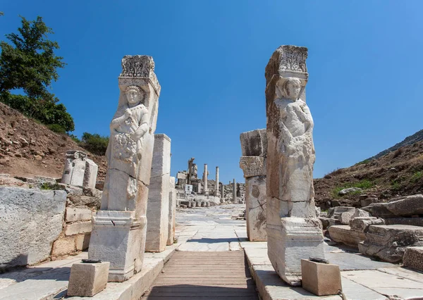 Antik ephesus, Herakles kapısı, İzmir, Türkiye 'nin kalıntıları.