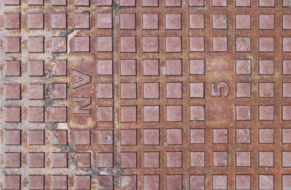 Rusty yol Hatch. Demir rögar Kentsel Sanat.