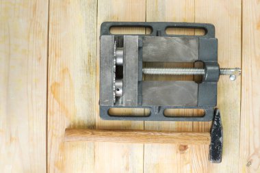 Ahşap masaüstü ortamı araçlar üzerinde kelepçe için vize