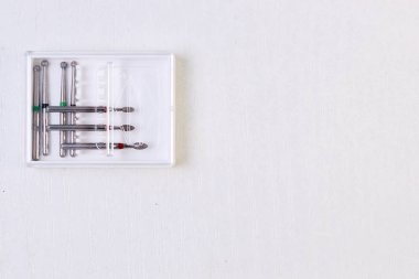 Dişçi aleti diş Kliniği. İşlem, diş değiştirme.