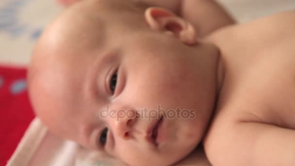 massage des enfants à la maison 