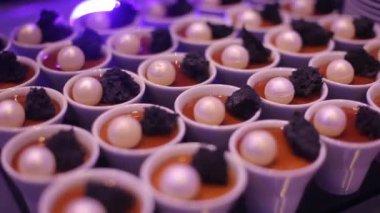 Küçük bardak Mini tiramisu