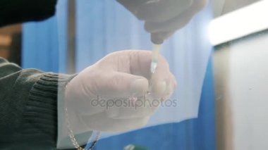 Araba cam onarım uzmanı düzeltmek otomatik cam.