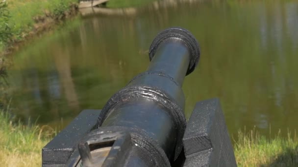 Средневековая пушка — стоковое видео