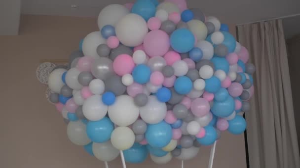 Los globos de fiesta de los niños — Vídeos de Stock