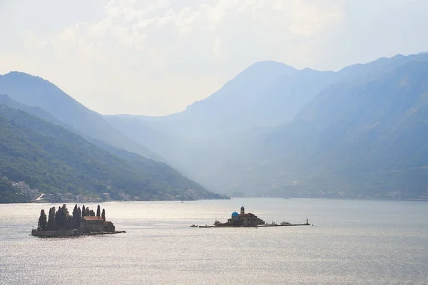 Kotor Körfezi çan kulesi, Kilisesi Aziz Nikola Perast, Karadağ'dan