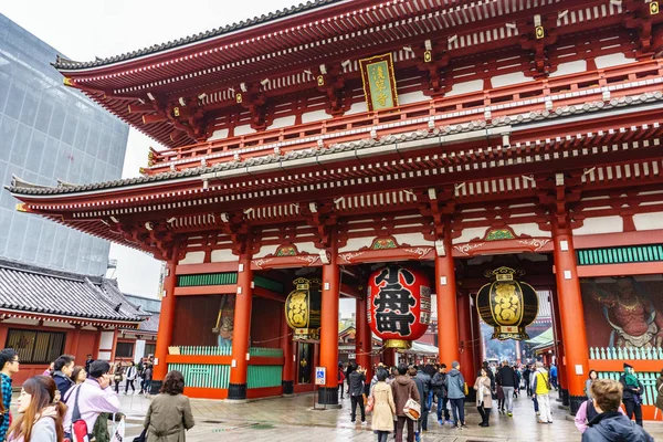 Asakusa, Tokyo, Japan.The Senso-ji Tapınağı Asakusa'Senso-ji Tapınağı Tokyo en ünlü tapınaktır.