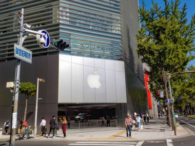 Osaka, Japonya - 27 Ekim 2014: Satan tüketici elektronik şirketi Apple Apple Store Shinsaibashi Osaka, Japanit olduğunu 