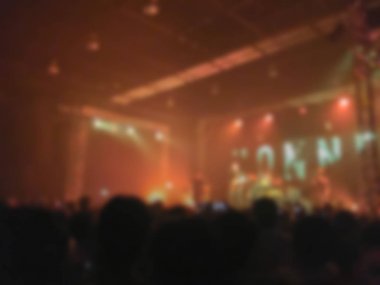 Soyut bulanık. küçük bir kulüp konser. 