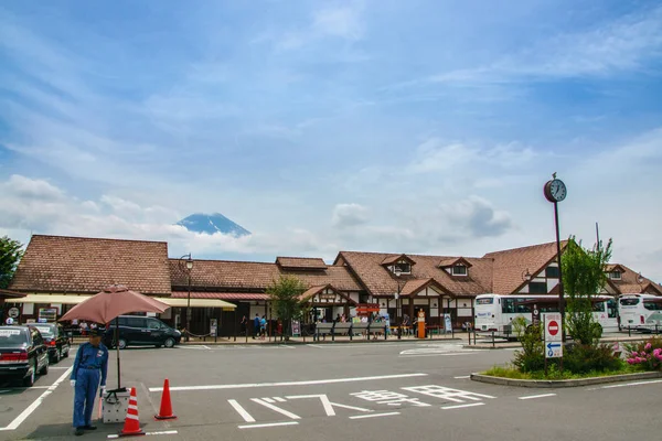 2017 年 7 月 24 日 - 山梨県: 川口駅山富士 . — ストック写真