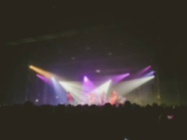 Soyut bulanık. küçük bir kulüp konser.