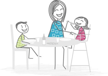 Çocuklu aile yemeği