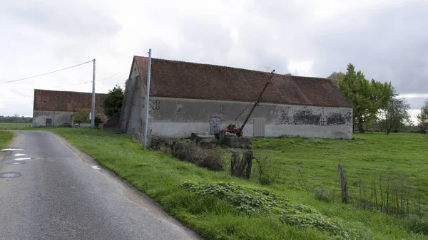 Farmářská Budova Burgundsku Francie — Stock fotografie