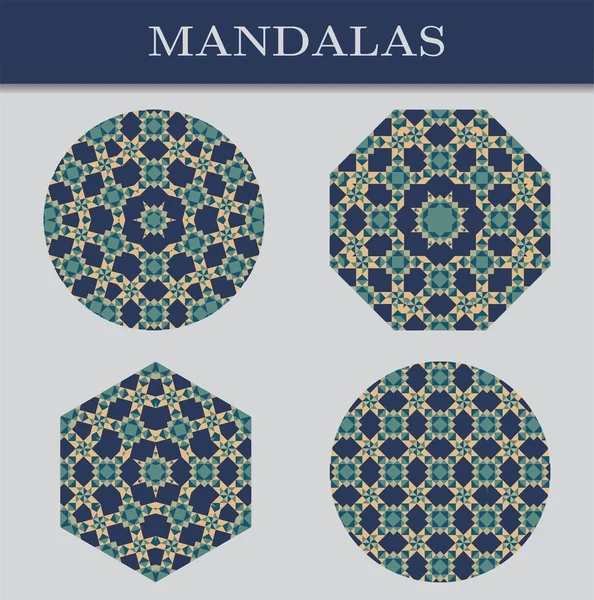 Set von vier Mandalas. kühle Farben, geometrisches Muster — Stockvektor