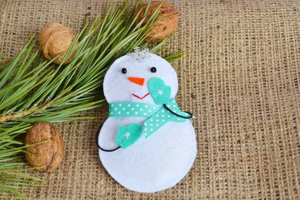 Feltro pupazzo di neve, feltro Natale pupazzo di neve regalo — Foto Stock