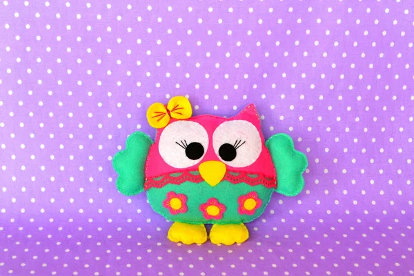 Colourful felt owl toy - handmade crafts — Stock Photo, Image