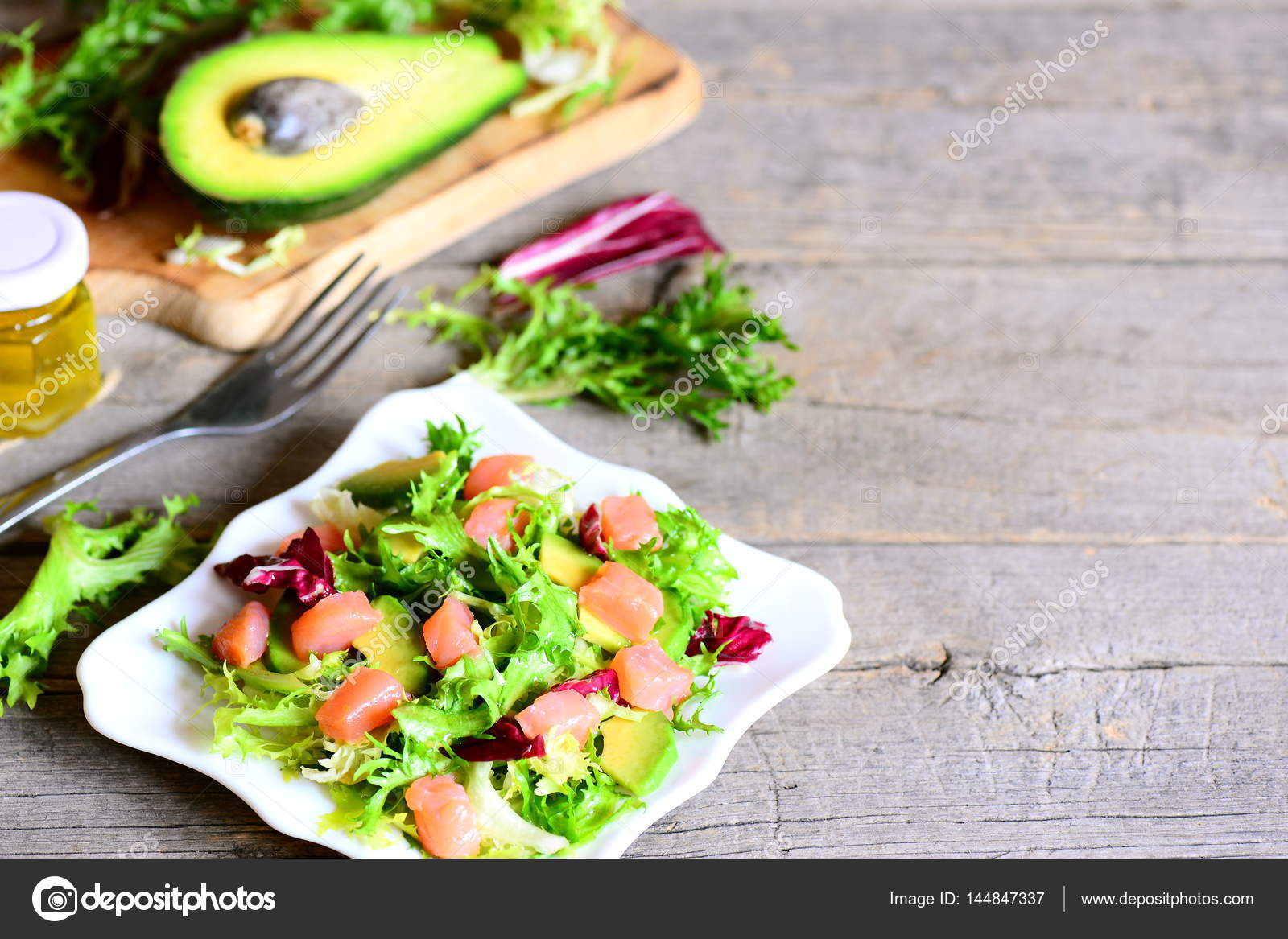 Somon ile salata: tarifi Somon ile salata: tarifi
