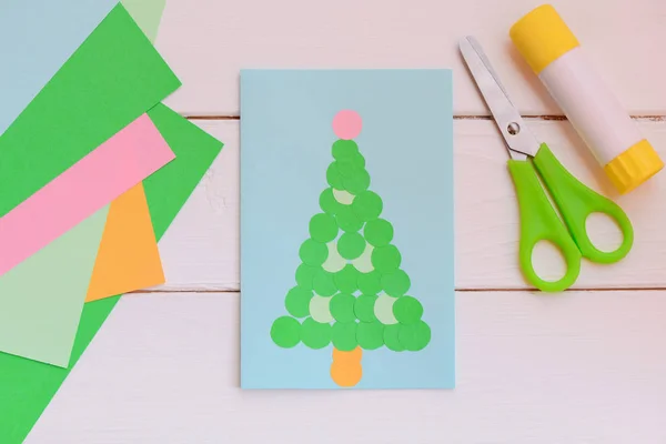 Biglietto Auguri Carta Con Albero Natale Fogli Carta Colorati Forbici — Foto Stock