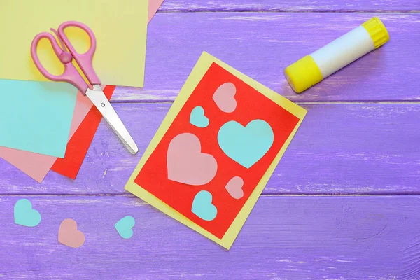 Cute Valentines Day Card Made Colored Paper Scissirs Glue Stick — Stock Photo, Image