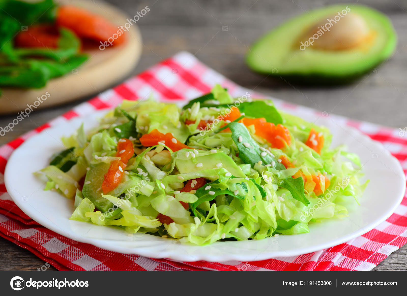 Avokado salatası Tarifi Avokado salatası Tarifi