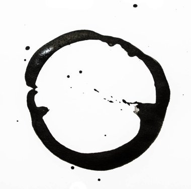 Beyaz arka planda kahve fincanı lekesi