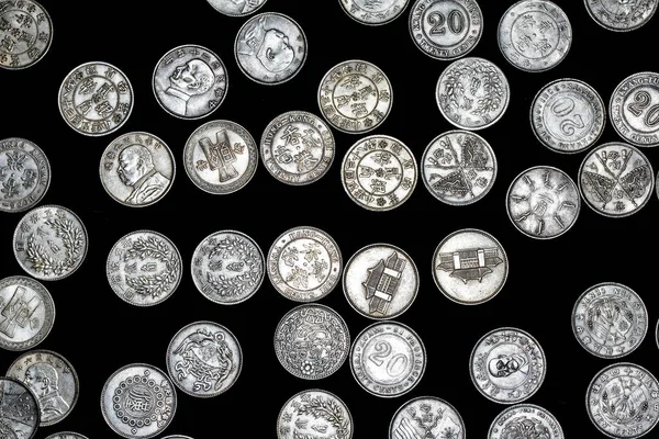 Κοντινό Πλάνο Των Αρχαίων Κινεζικών Νομισμάτων Μετρητά — Φωτογραφία Αρχείου